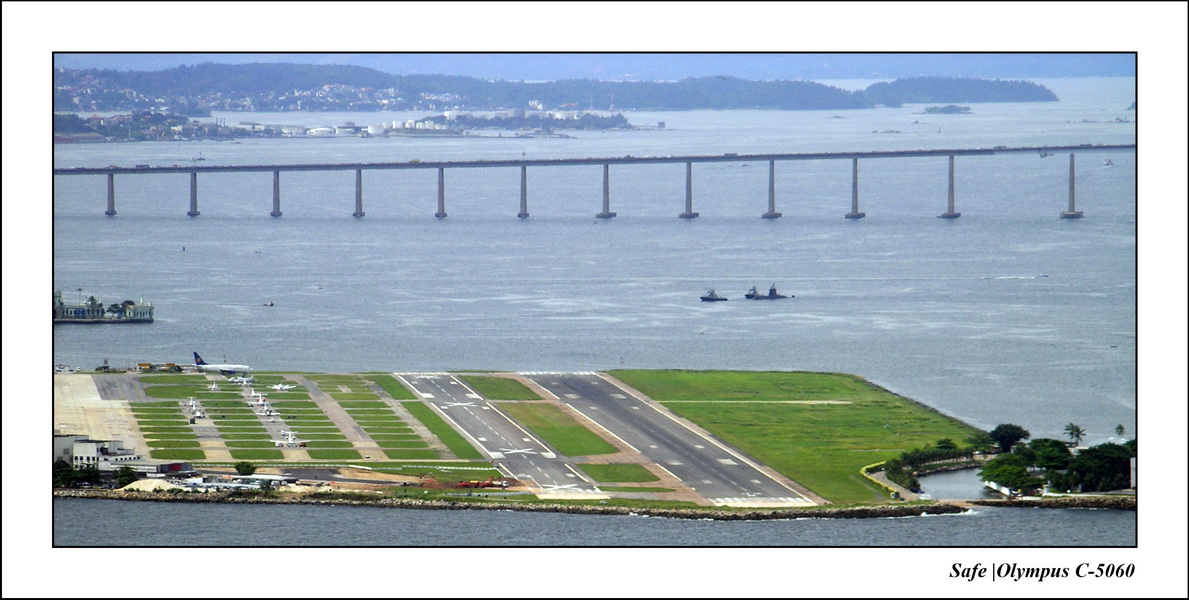 2005 - 11 - Rio - aeroport 01.JPG